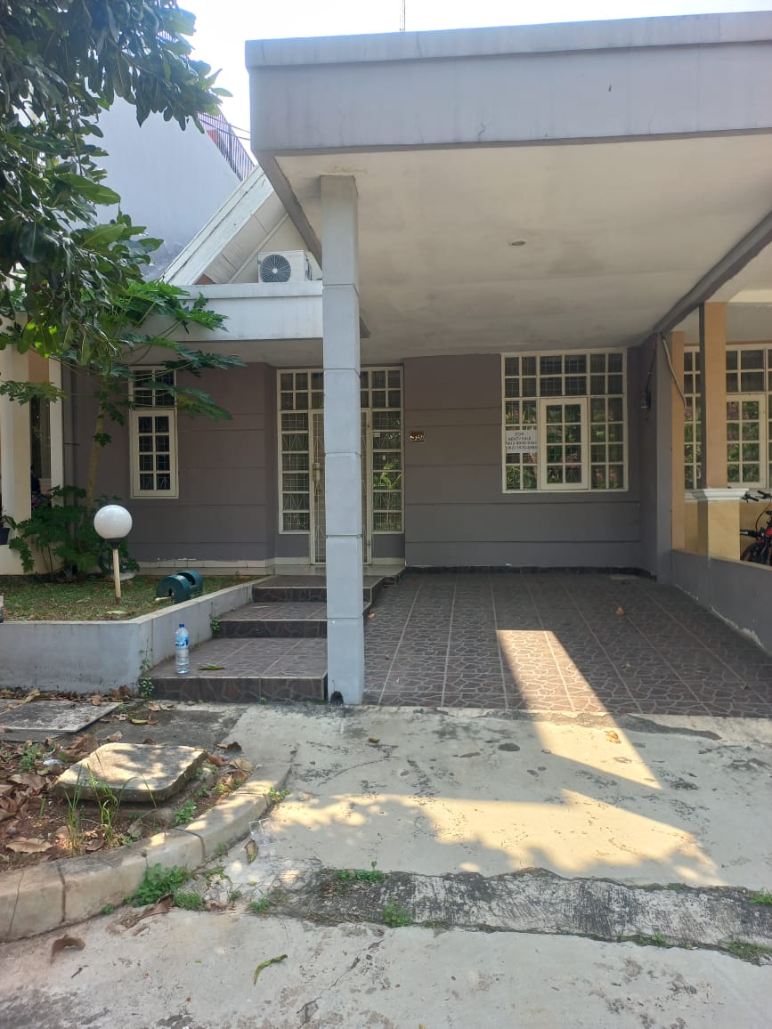 Rumah Disewakan di Cluster Beverly Lippo Cikarang